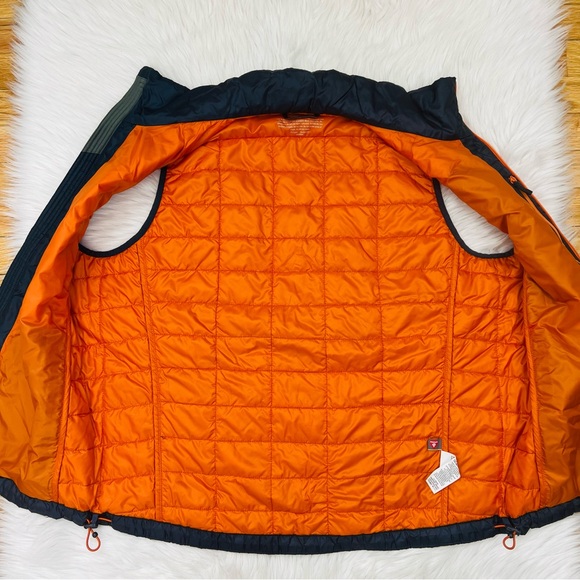 NWOT! L.L. Bean CarbonNavy PrimaLoft PackAway Vest Recycled Polyester Mens Reg M - Picture 3 of 11